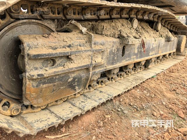 左侧履带整体 （行走机构）