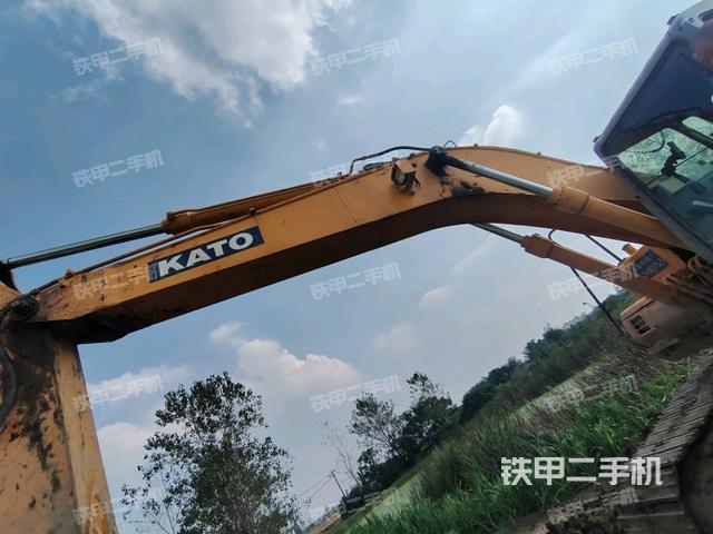 大臂整体 右侧(工作和回转装置) 大臂整体 右侧(工作和回转装置)