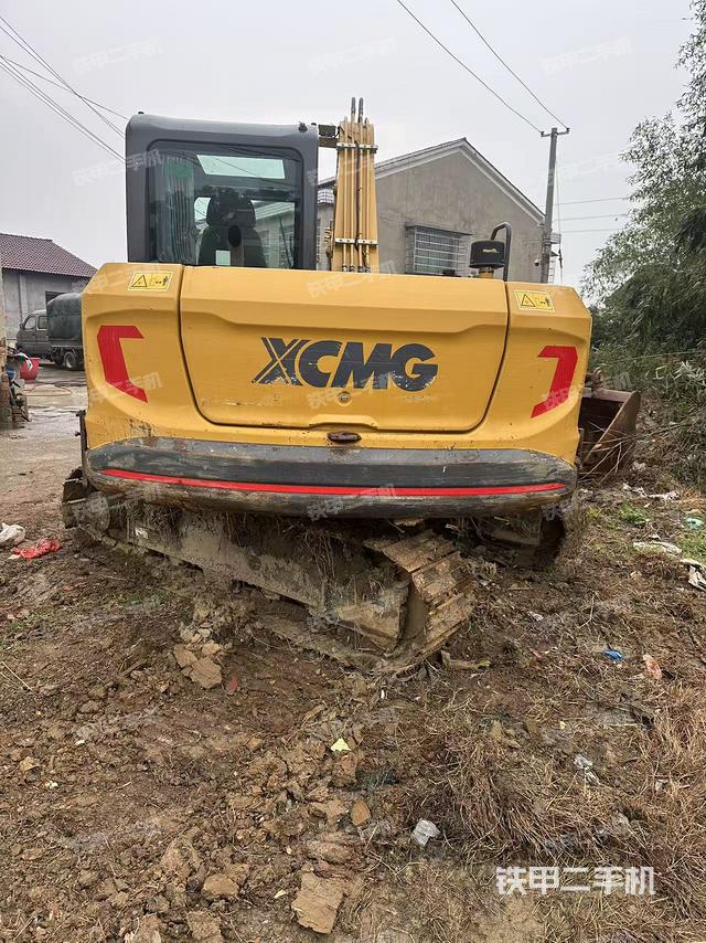 駕駛室頂部（整機(jī)外觀）