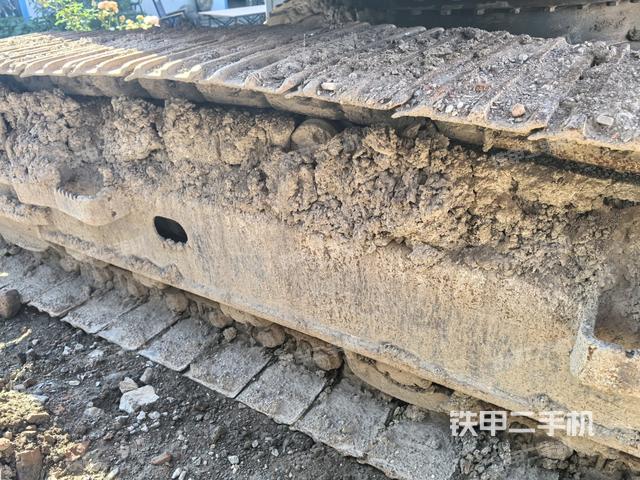 左側(cè)行走馬達蓋板（行走機構(gòu)）