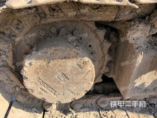 右側(cè)行走馬達蓋板（行走機構(gòu)）