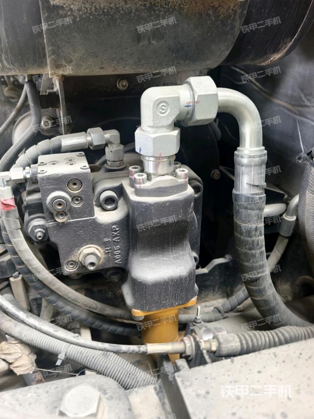 液壓泵室（大件艙室）