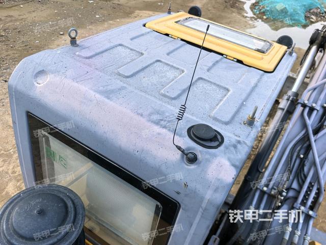 駕駛室頂部俯視（上車部件）