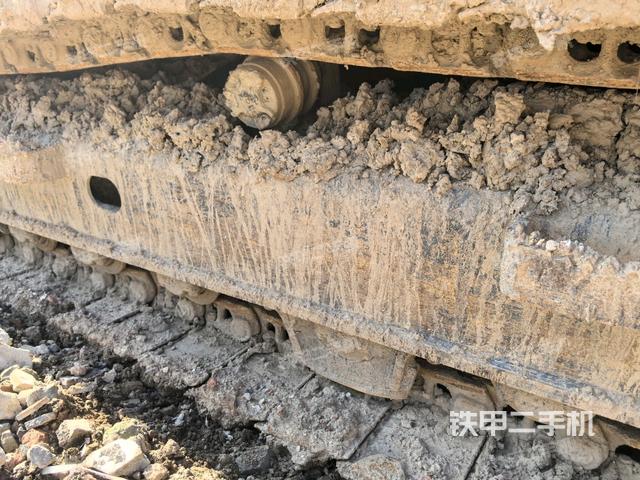 左側行走馬達蓋板（行走機構）