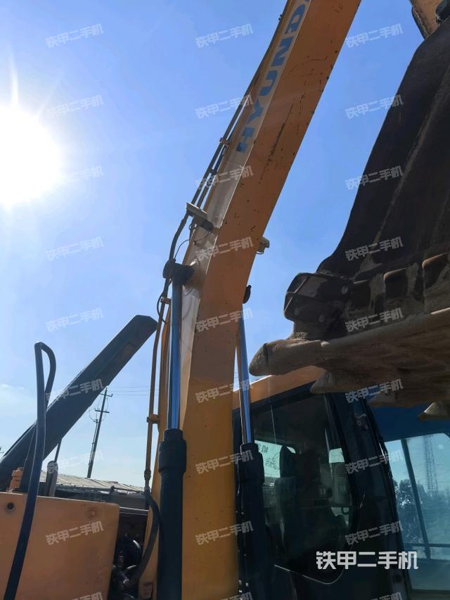 大臂整體?右側(cè)（工作和回轉(zhuǎn)裝置）