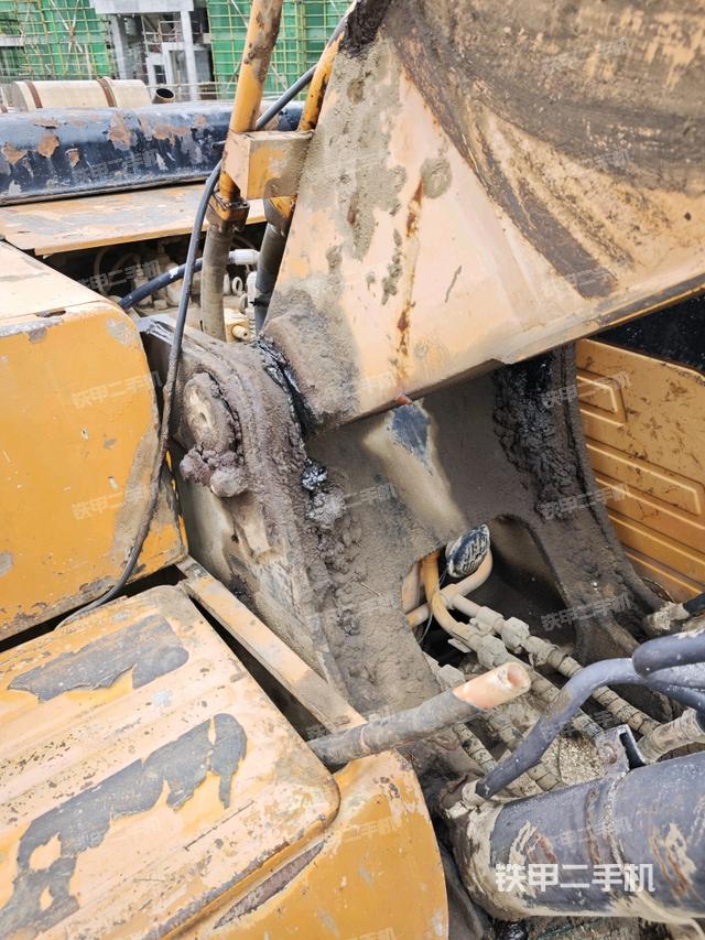 大臂根部?斜視（工作和回轉(zhuǎn)裝置）