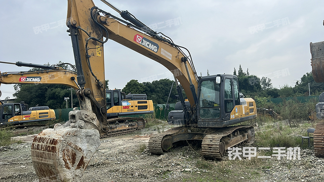 徐工XE200DA挖掘機(jī)