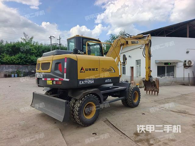 整機右后45°（整機外觀）