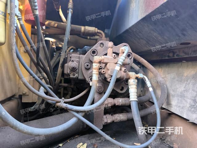液压泵斜45 左(大件舱室) 液压泵斜45 左(大件舱室)
