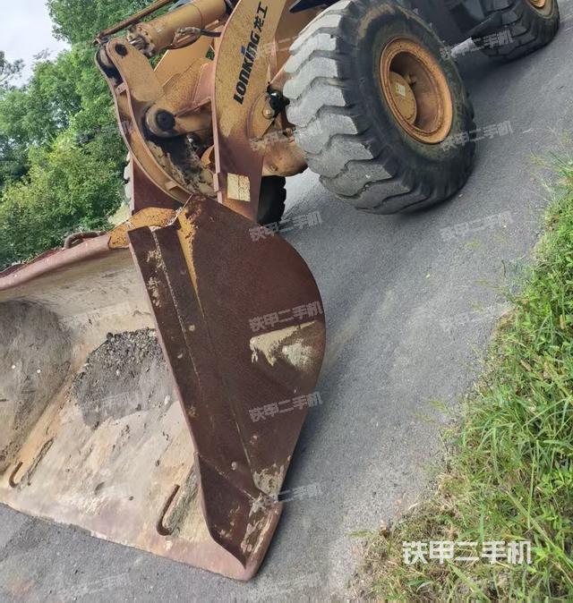 工作装置整体（整机外观及大件）