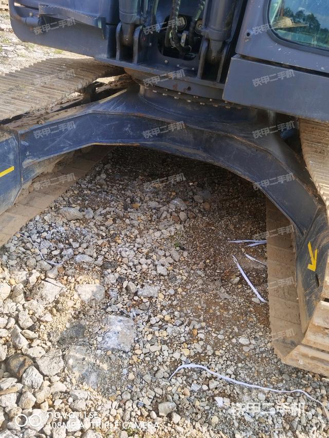 左側(cè)履帶整體?（行走機構(gòu)）