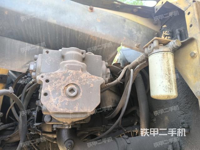 液压泵斜45 左（大件舱室）