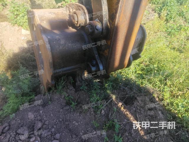 鏟斗右后整體（工作和回轉(zhuǎn)裝置）