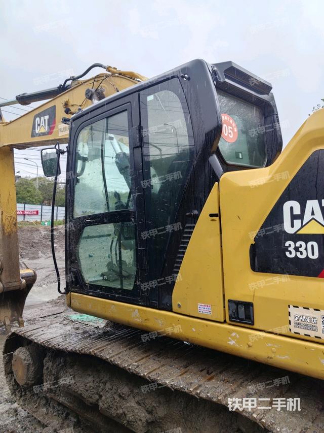 駕駛室整體（整機(jī)外觀）