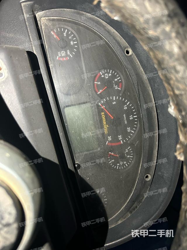 驾驶室操作台（整机外观及大件）