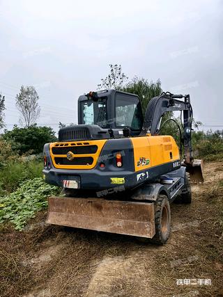 新源B75ECO挖掘机实拍图片