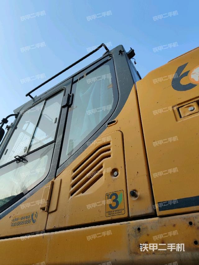 駕駛室左后45度（駕駛室部分）