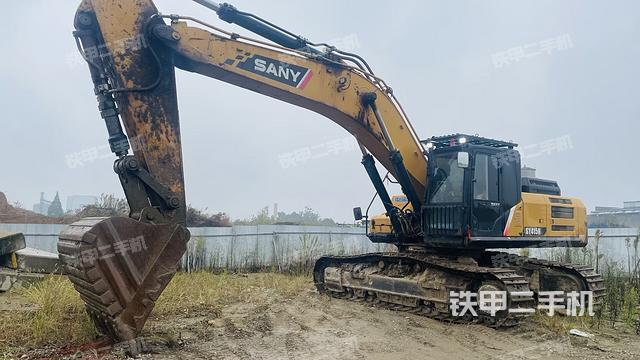三一重工SY375H挖掘機(jī)