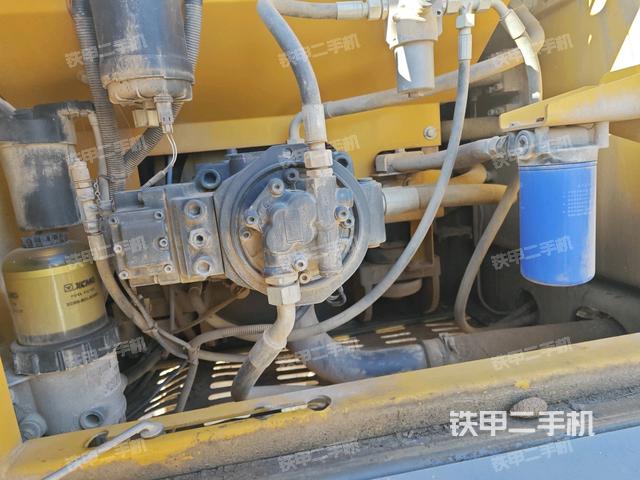 液壓泵斜45?左（大件艙室）