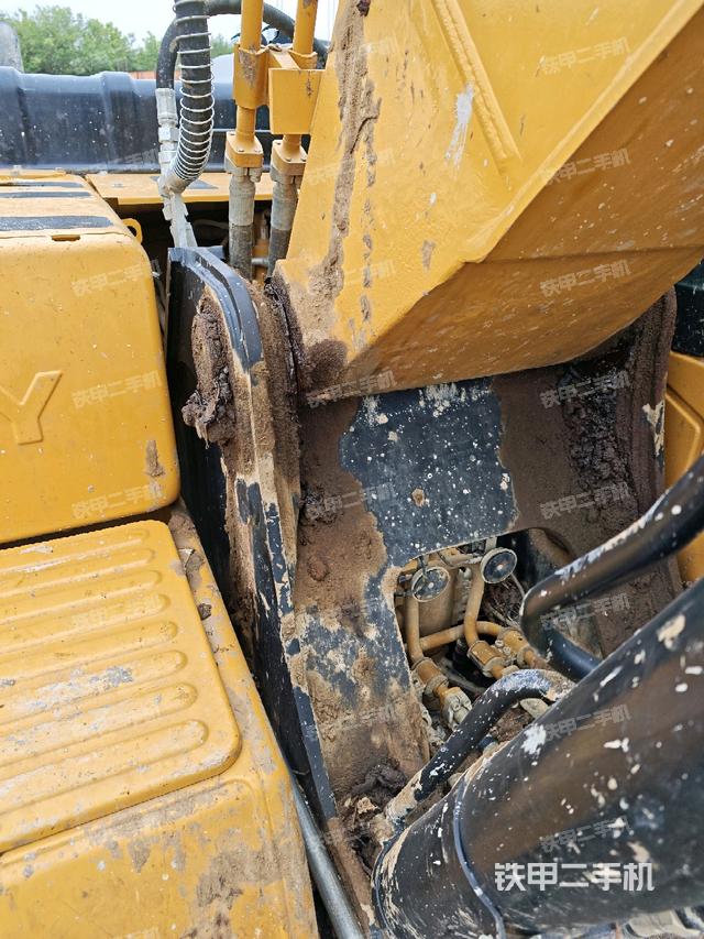 大臂根部?斜視（工作和回轉(zhuǎn)裝置）