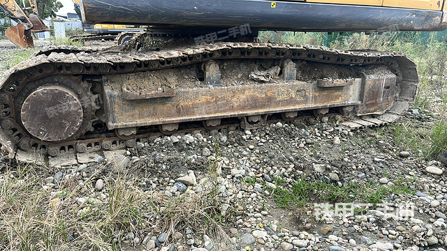 单侧履带整体（整机外观）