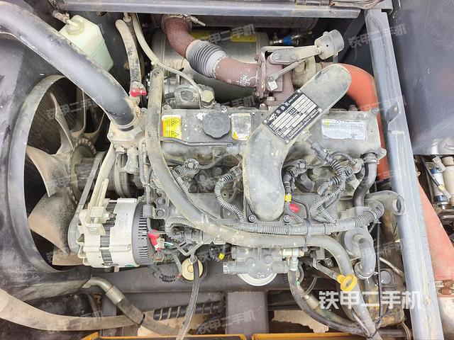 发动机整体俯视(整机外观) 发动机整体俯视(整机外观)