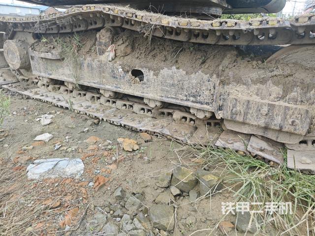 單側(cè)履帶整體（整機(jī)外觀）