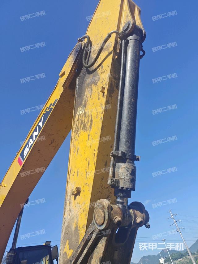 小臂整體右前（工作和回轉(zhuǎn)裝置）