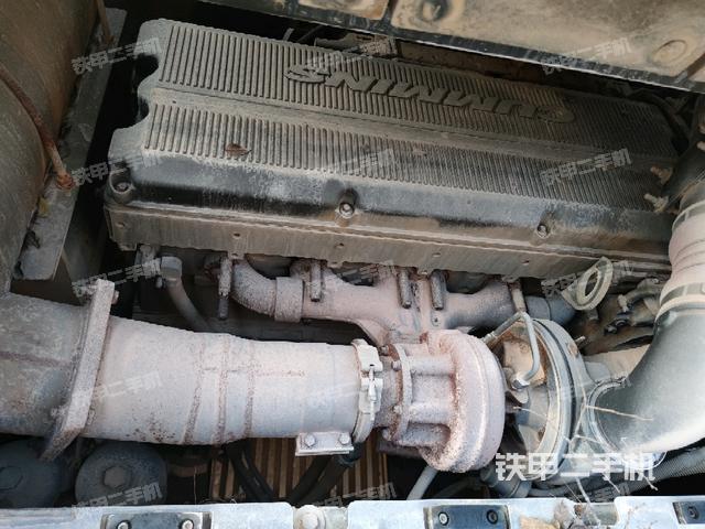 氣門室蓋螺絲特寫（上車部件）