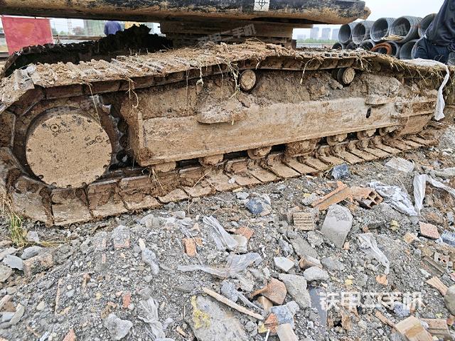 左側(cè)履帶整體?（行走機(jī)構(gòu)）