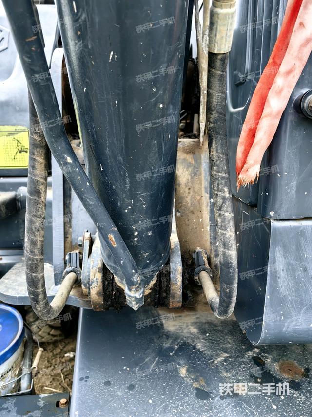 大臂根部 斜(工作和回转装置) 大臂根部 斜(工作和回转装置)