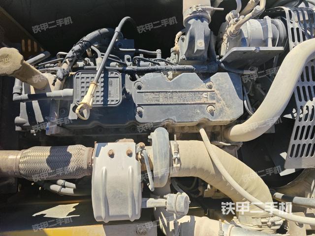 氣門室蓋螺絲特寫(xiě)（上車部件）