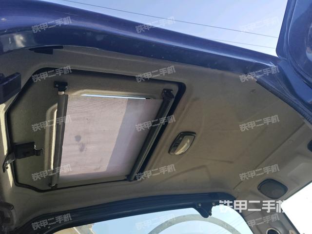 頂棚整體（駕駛室部分）