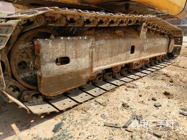 左側(cè)履帶整體?（行走機(jī)構(gòu)）