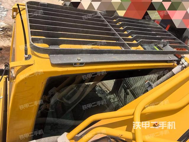 驾驶室顶部俯视（上车部件）