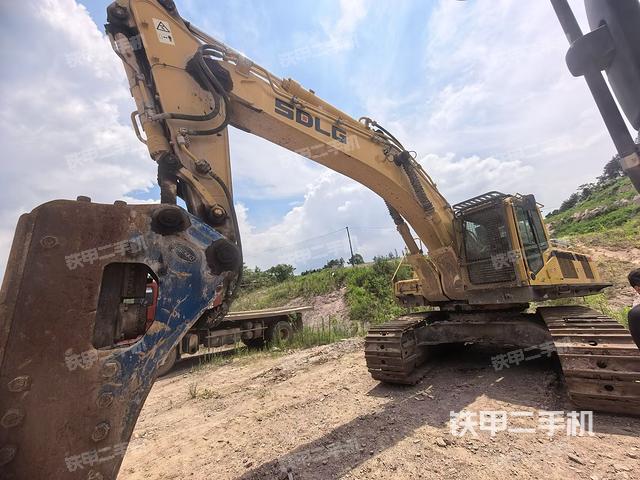 山東臨工E6600FB(打錘機(jī))挖掘機(jī)
