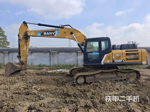 三一重工SY245H挖掘機