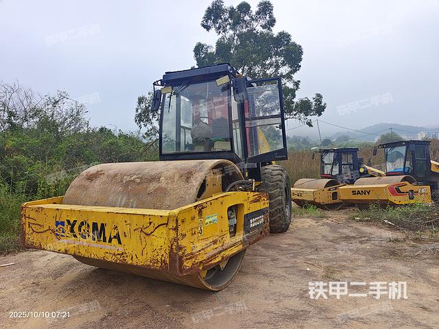 廈工XG626MH壓路機(jī)