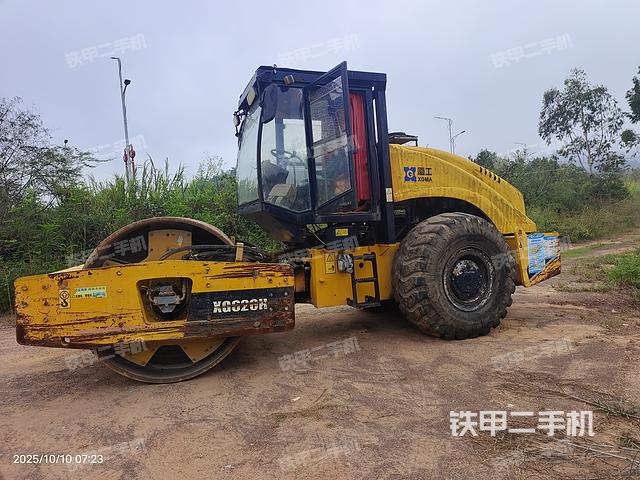 整机左侧（设备外观及核心部件）