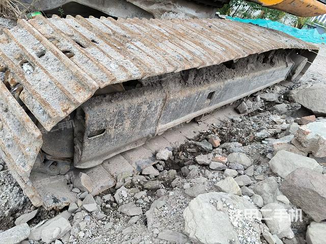 左侧履带整体 （行走机构）