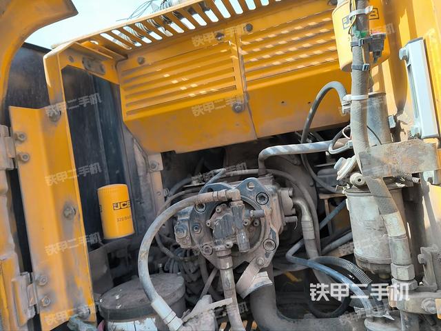 液压泵斜45 右（大件舱室）