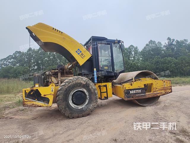 整机右后45°（设备外观及核心部件）