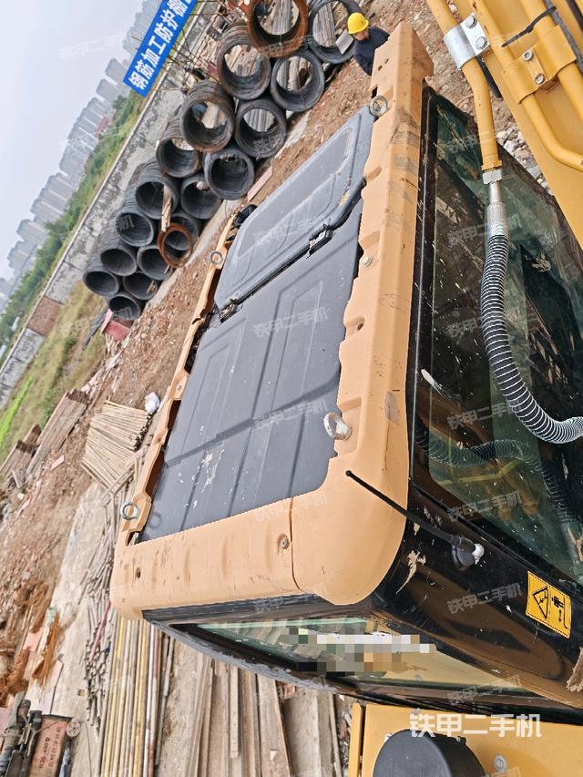 駕駛室頂部俯視（上車部件）