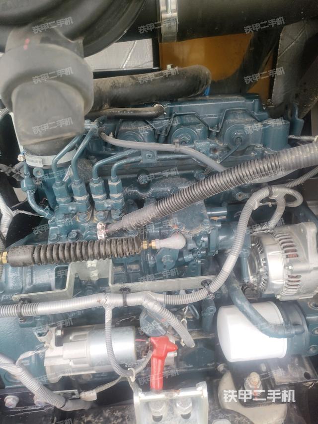 發(fā)動機整體俯視（整機外觀）