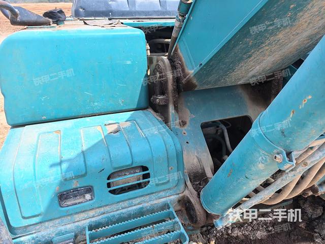 大臂根部?斜視（工作和回轉(zhuǎn)裝置）