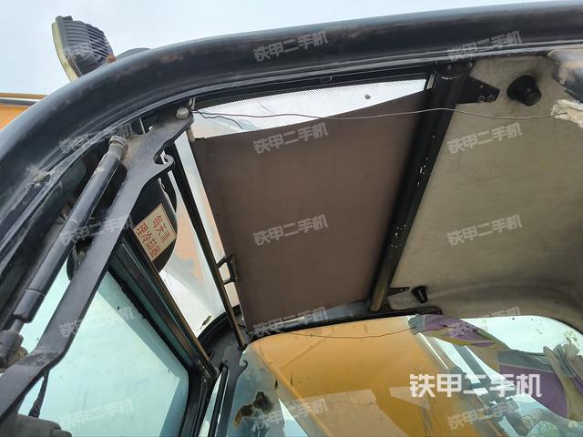 顶棚整体（驾驶室部分）