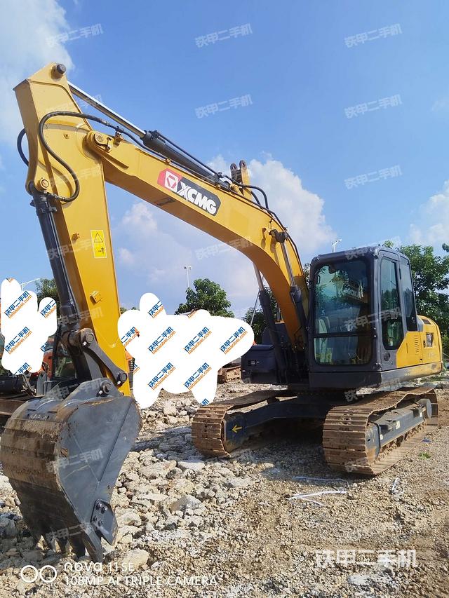 徐工XE135D挖掘機(jī)