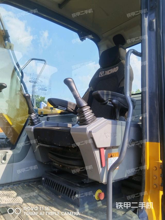 右側(cè)玻璃角標（駕駛室部分）