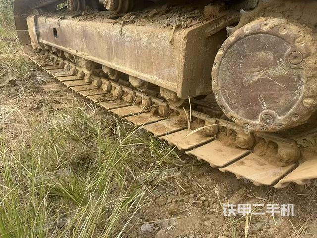 單側(cè)履帶整體（整機外觀）