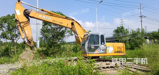 加藤HD820V挖掘機